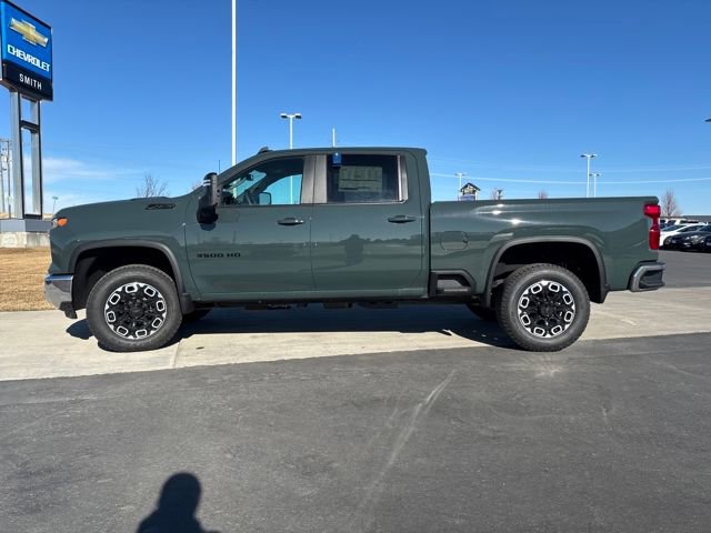 New 2026 Chevrolet Silverado 3500 LT w/ All Star Edition image 6