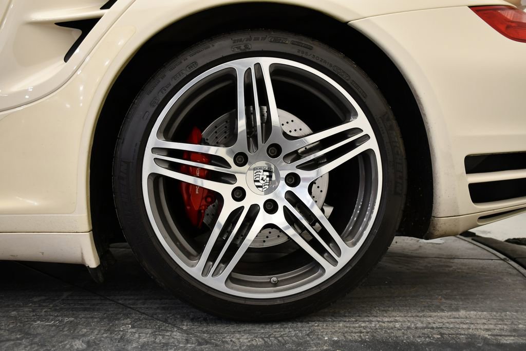 Used 2009 Porsche 911 Turbo image 25