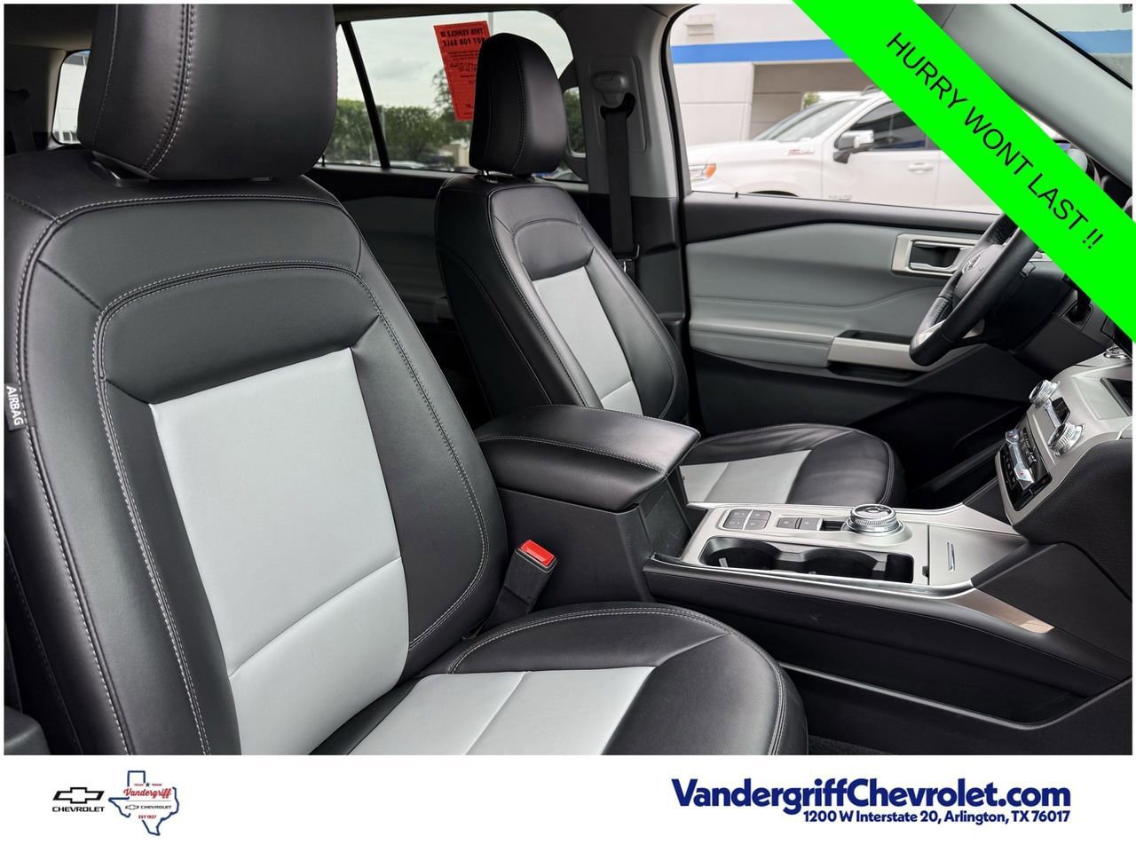 Used 2023 Ford Explorer XLT w/ Equipment Group 202A RWD image 24