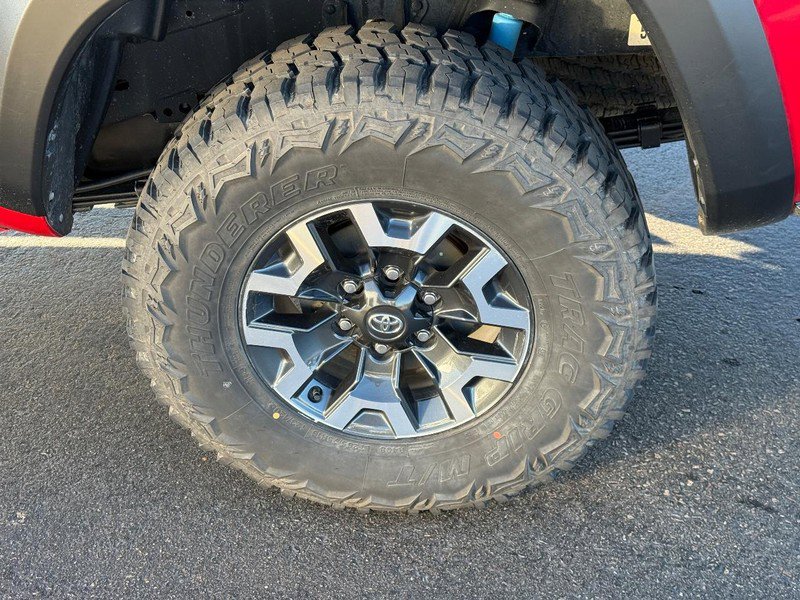 Certified 2023 Toyota Tacoma TRD Off-Road image 8