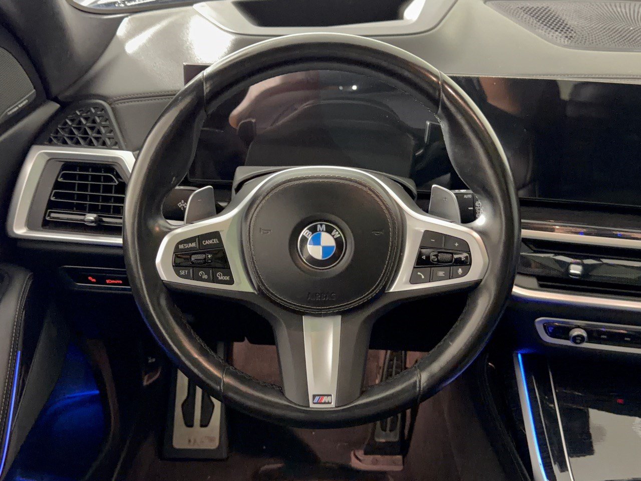 Certified 2024 BMW X7 xDrive40i w/ M Sport Package AWD/4WD image 10