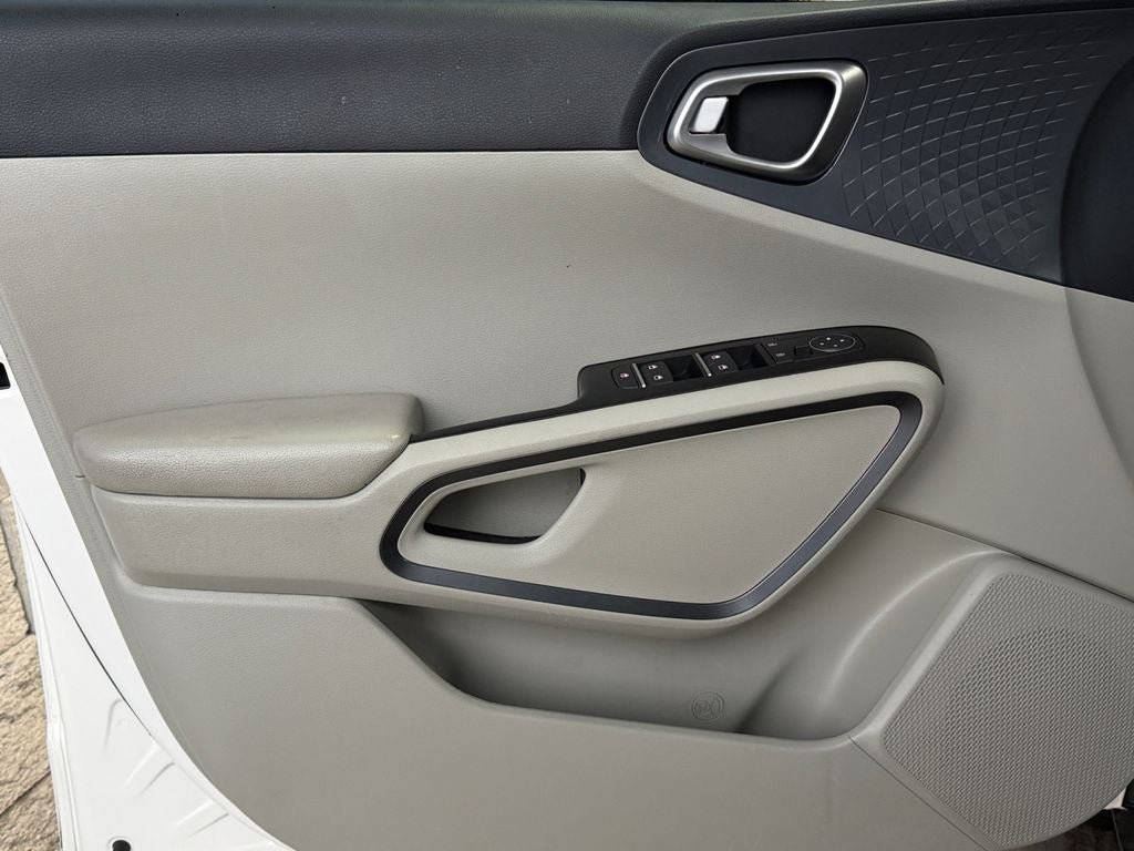 Used 2021 Kia Soul EX FWD image 20