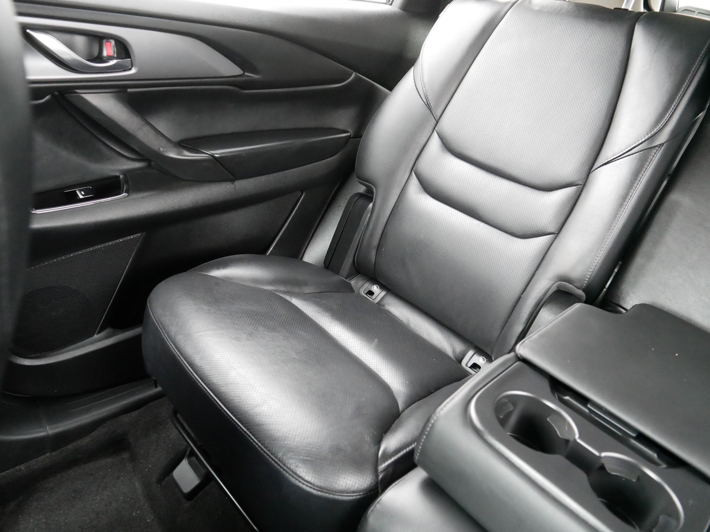 Used 2020 MAZDA CX-9 Touring image 12