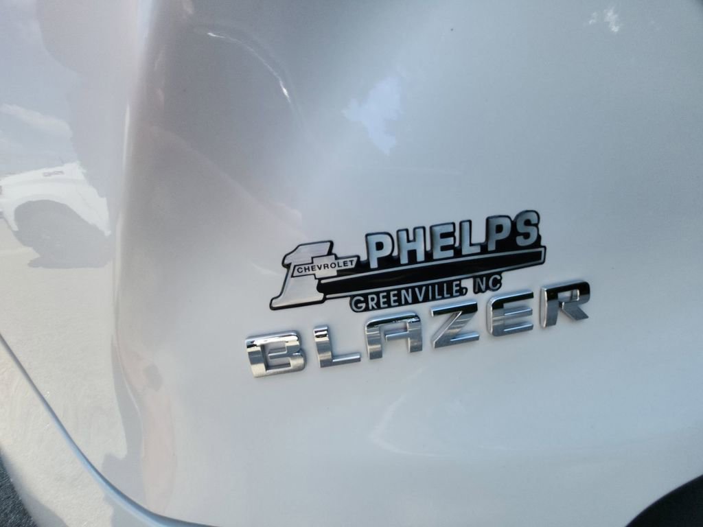 Certified 2025 Chevrolet Blazer Premier w/ Driver Confidence II Package image 37