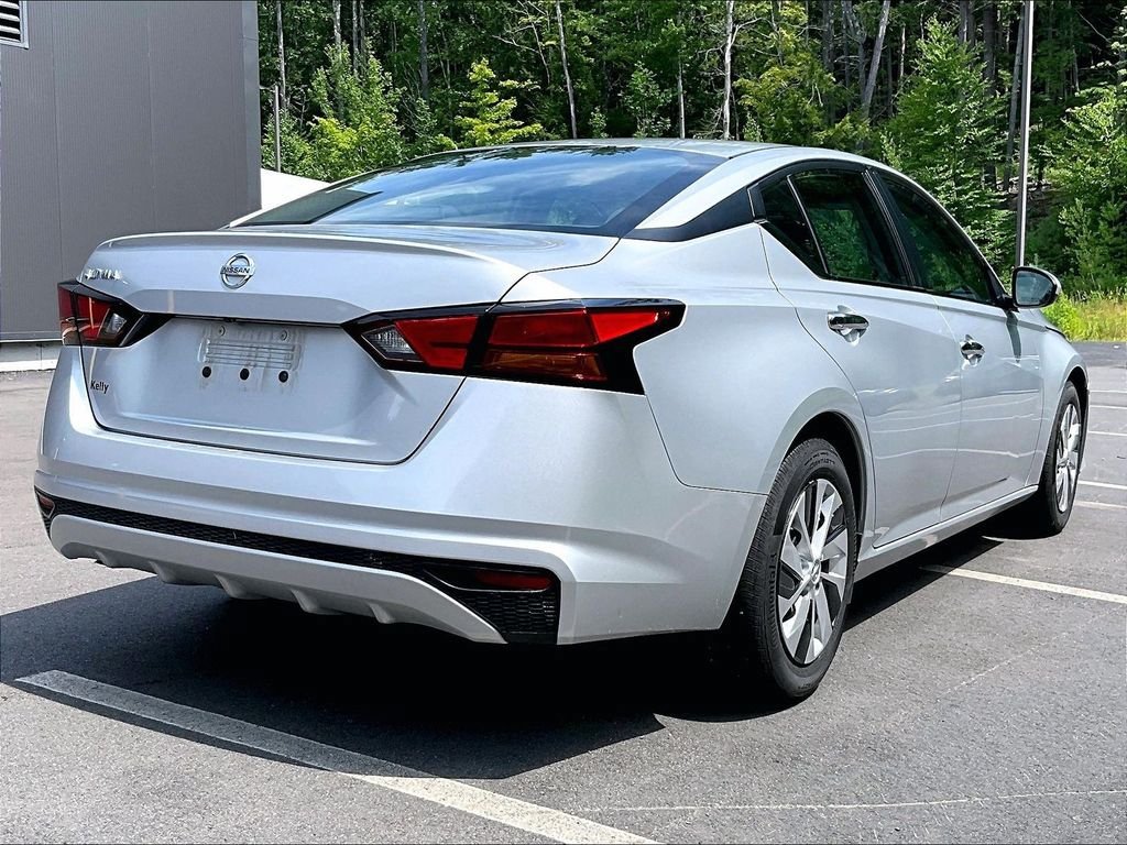 Used 2022 Nissan Altima 2.5 S FWD image 4