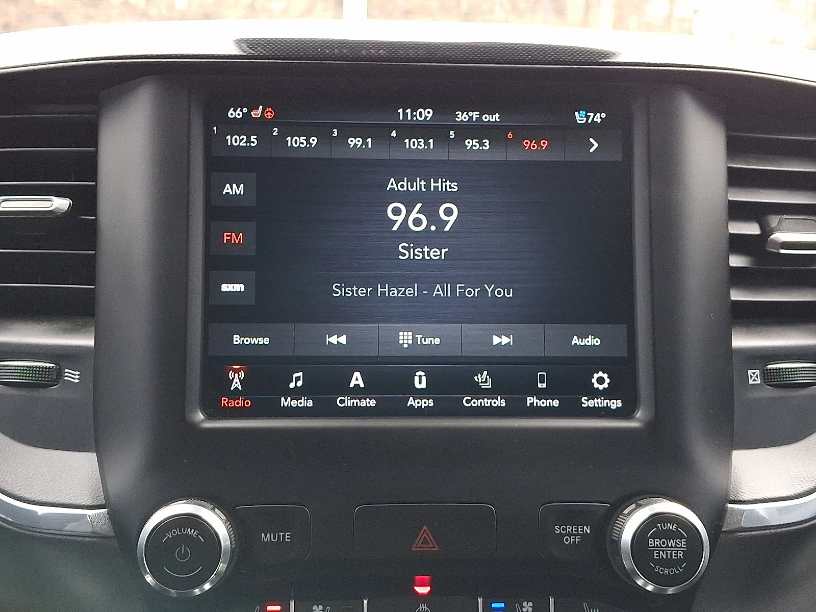 Used 2021 RAM 1500 Laramie w/ Sport Appearance Package image 16