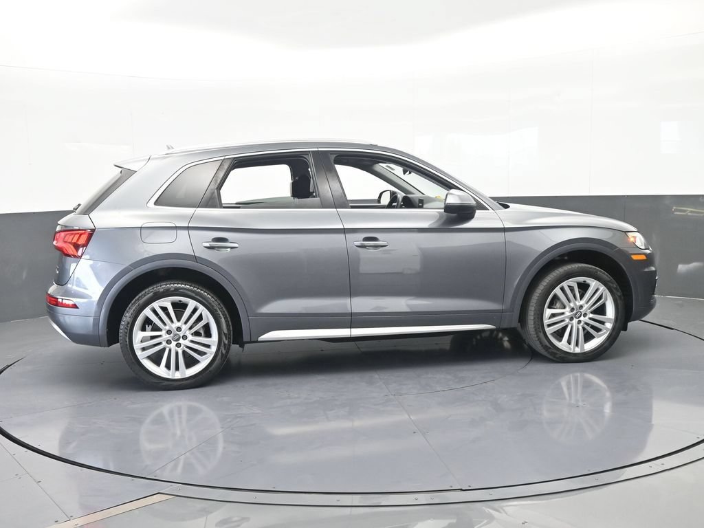 Used 2018 Audi Q5 2.0T Premium Plus w/ Premium Plus Package AWD/4WD image 7