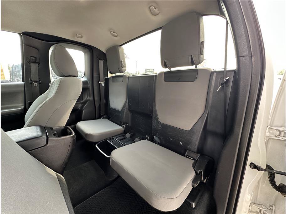 Used 2016 Toyota Tacoma SR w/ SR Convenience Package AWD/4WD image 16