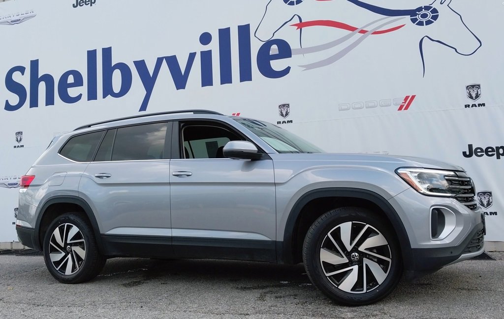 Used 2025 Volkswagen Atlas SE