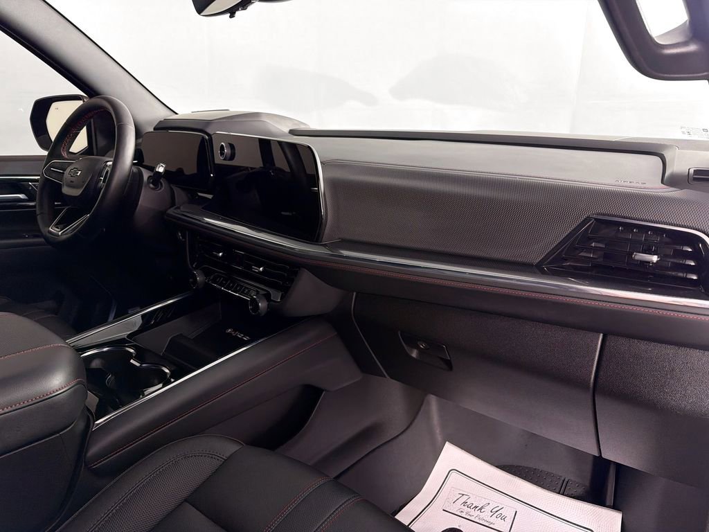 Used 2025 Chevrolet Tahoe RST w/ RST Performance Edition image 32