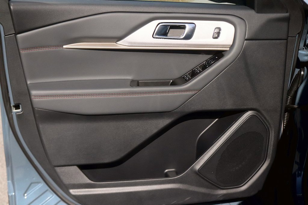 New 2026 Ford Explorer Active w/ Active Comfort Package image 10