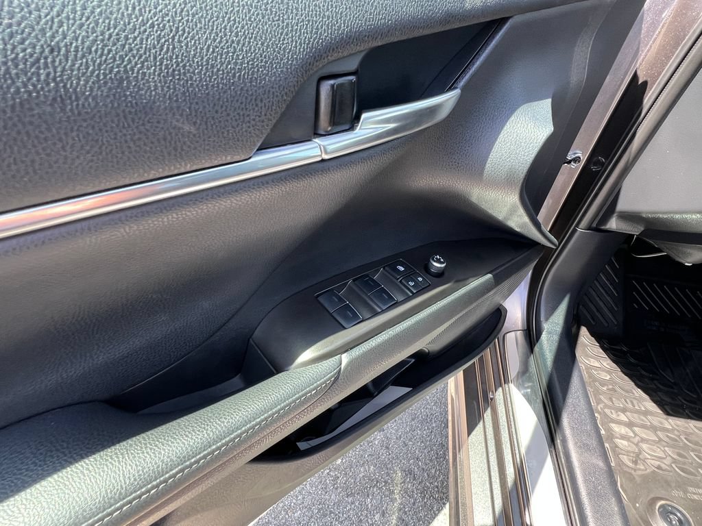 Used 2024 Toyota Camry XSE FWD image 20