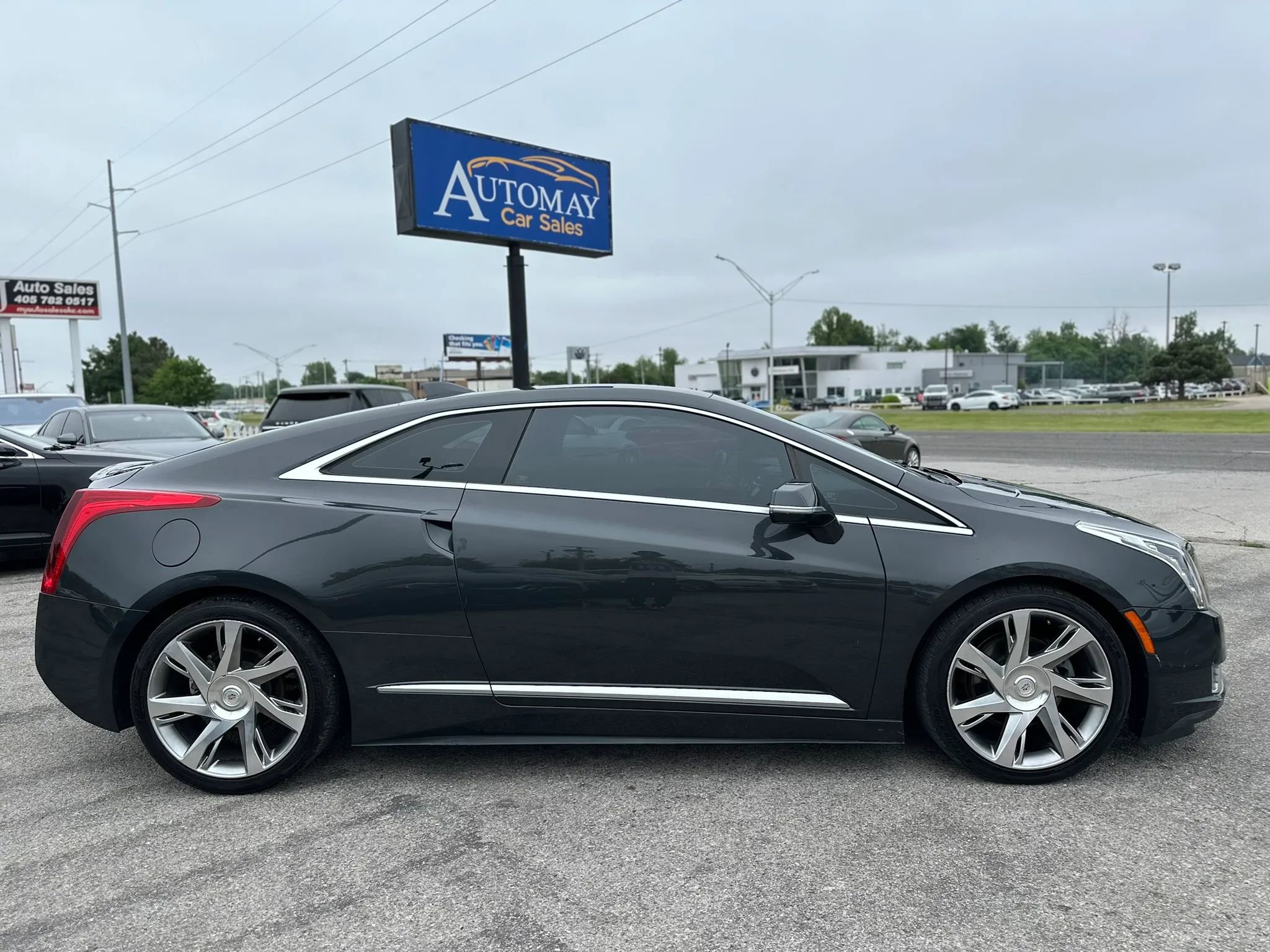 Used 2014 Cadillac ELR w/ Luxury Package FWD image 5