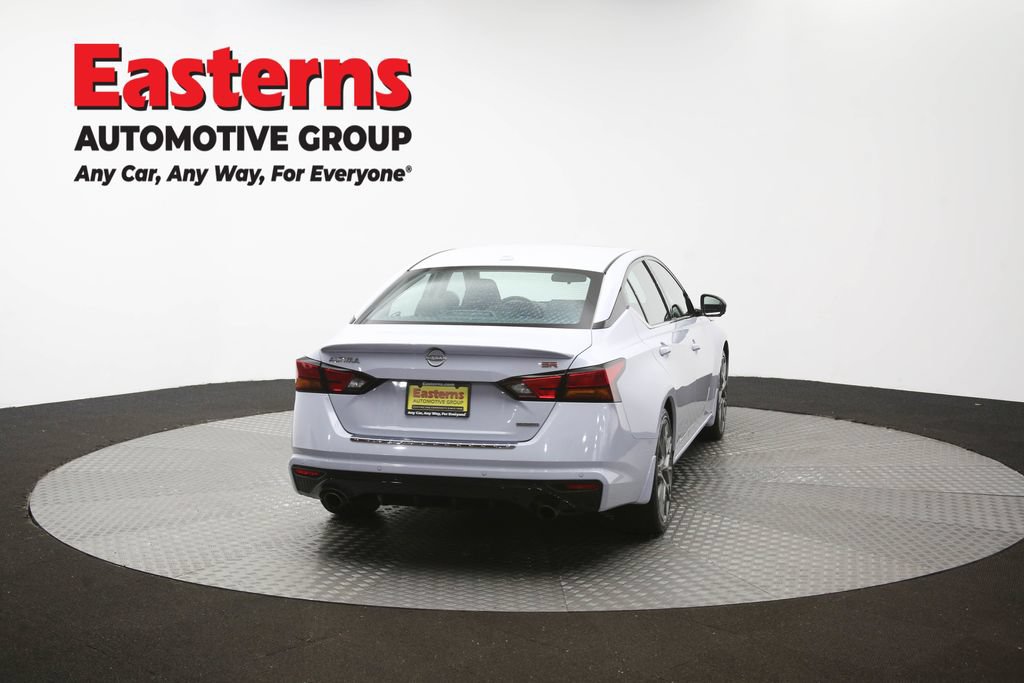 Used 2023 Nissan Altima 2.0 SR FWD image 40