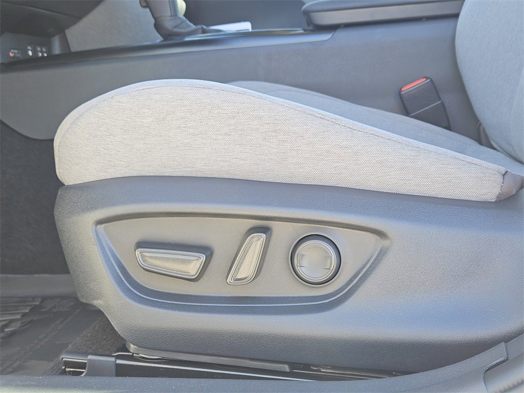New 2026 Toyota Camry LE w/ Convenience Package image 18