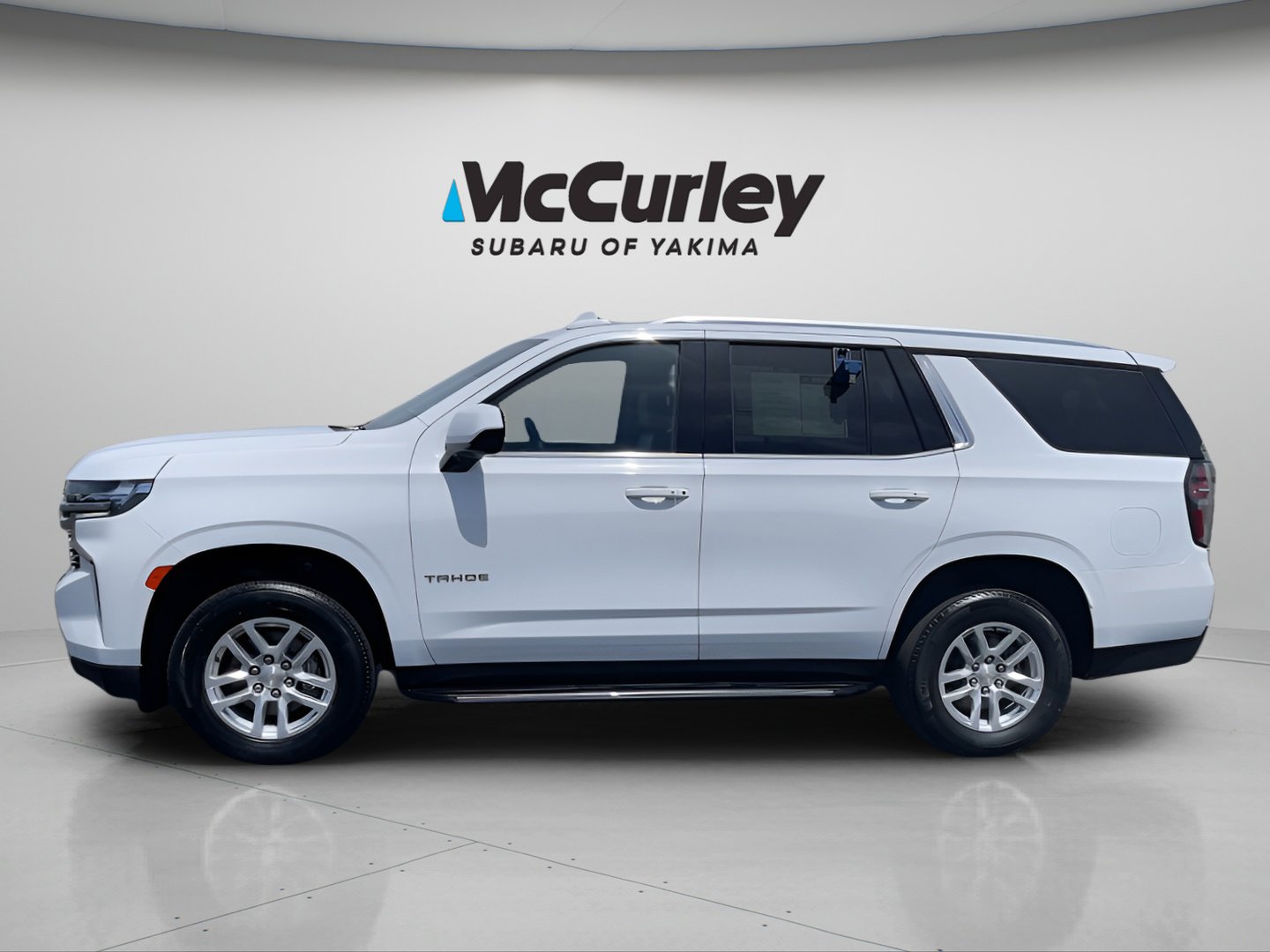 Used 2024 Chevrolet Tahoe LT AWD/4WD image 3