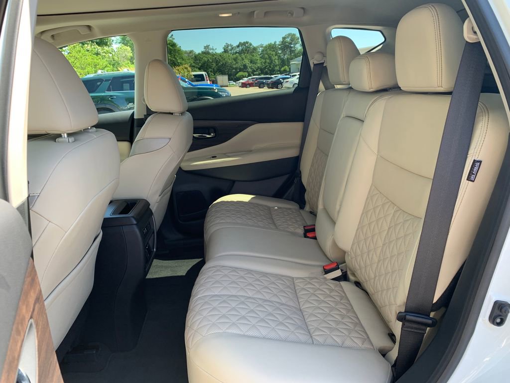 Used 2024 Nissan Murano Platinum w/ Cargo Package FWD image 29