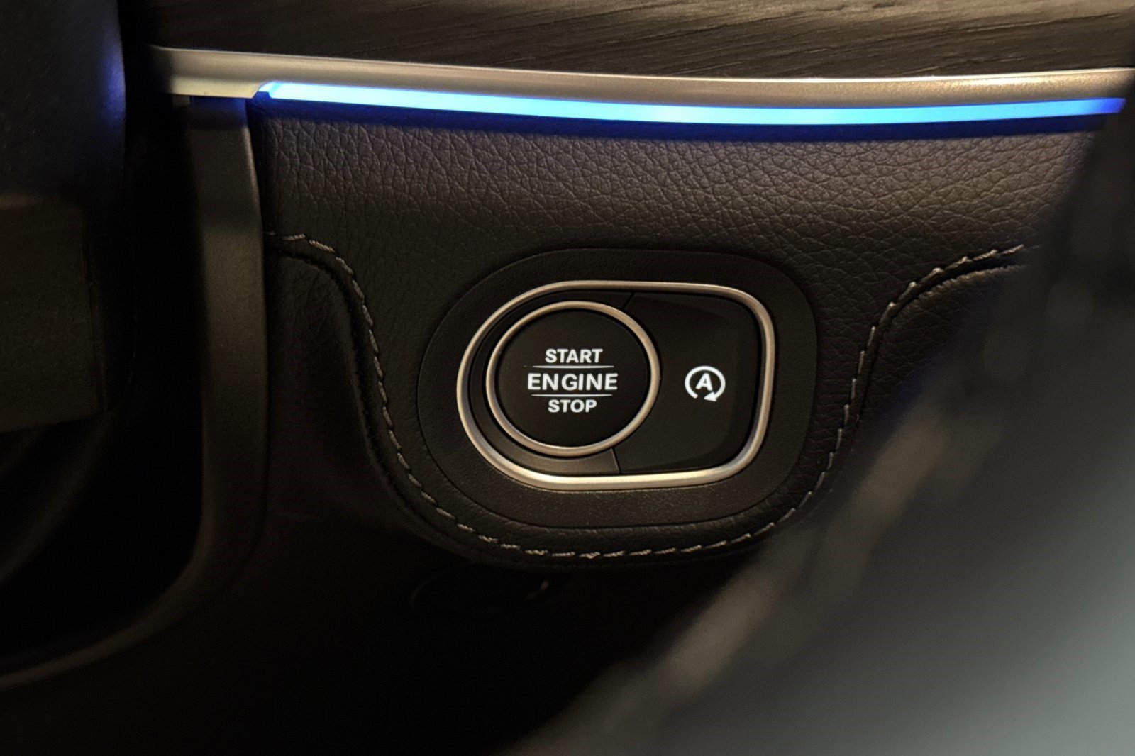 Certified 2025 Mercedes-Benz GLS 450 4MATIC image 31