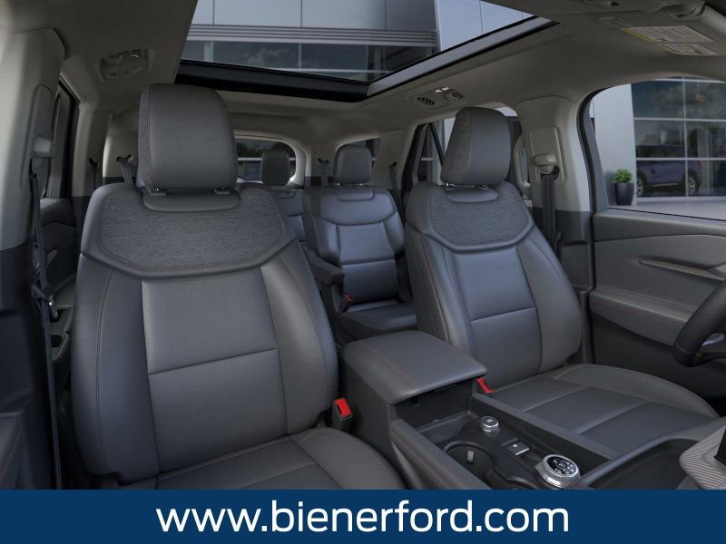 New 2026 Ford Explorer Active w/ Active Comfort Package image 11