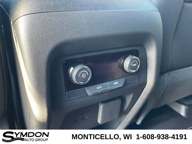 New 2026 Chevrolet Traverse LT w/ Sun and Wheel Package image 20