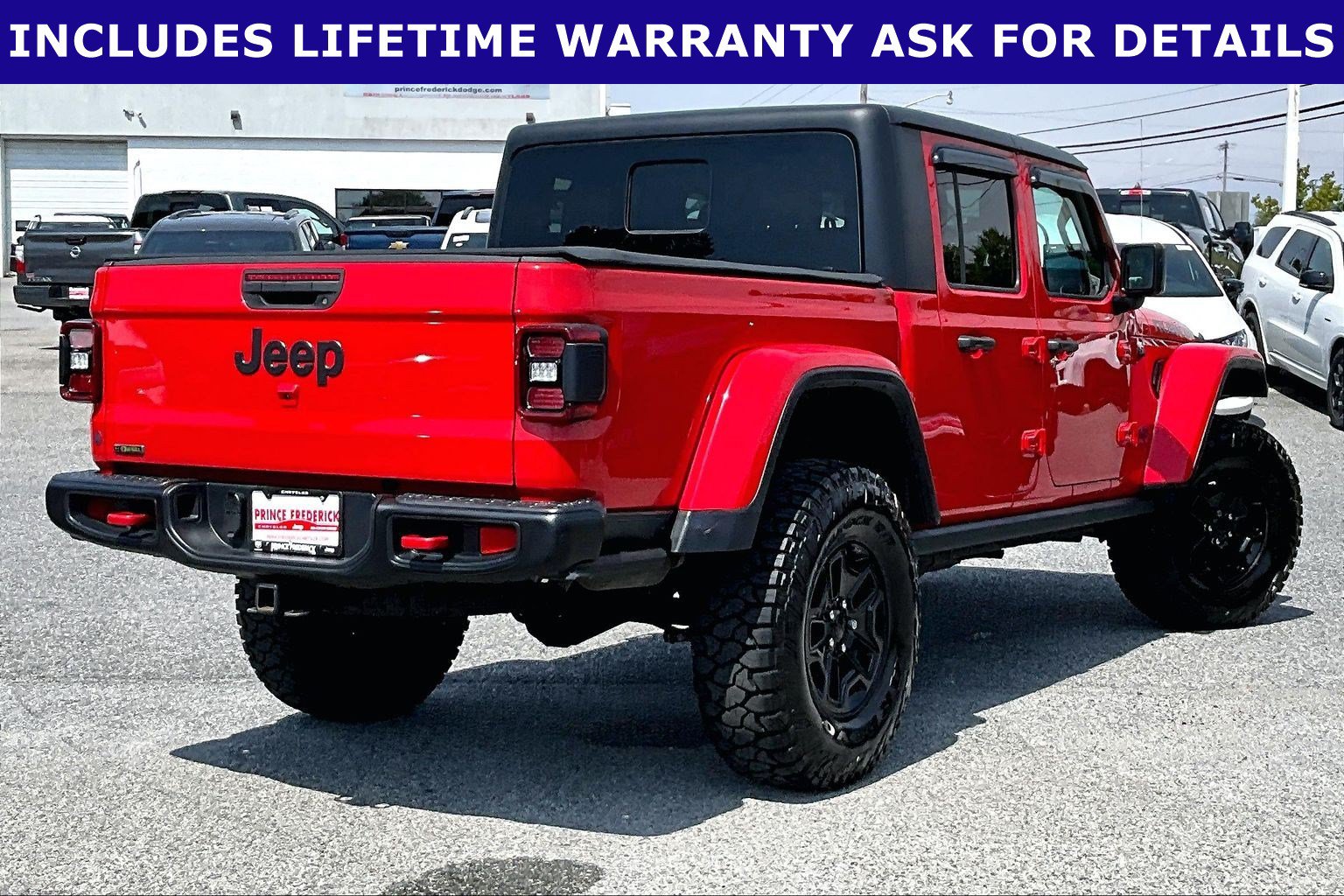 Used 2022 Jeep Gladiator Rubicon w/ LED Lighting Group AWD/4WD image 10