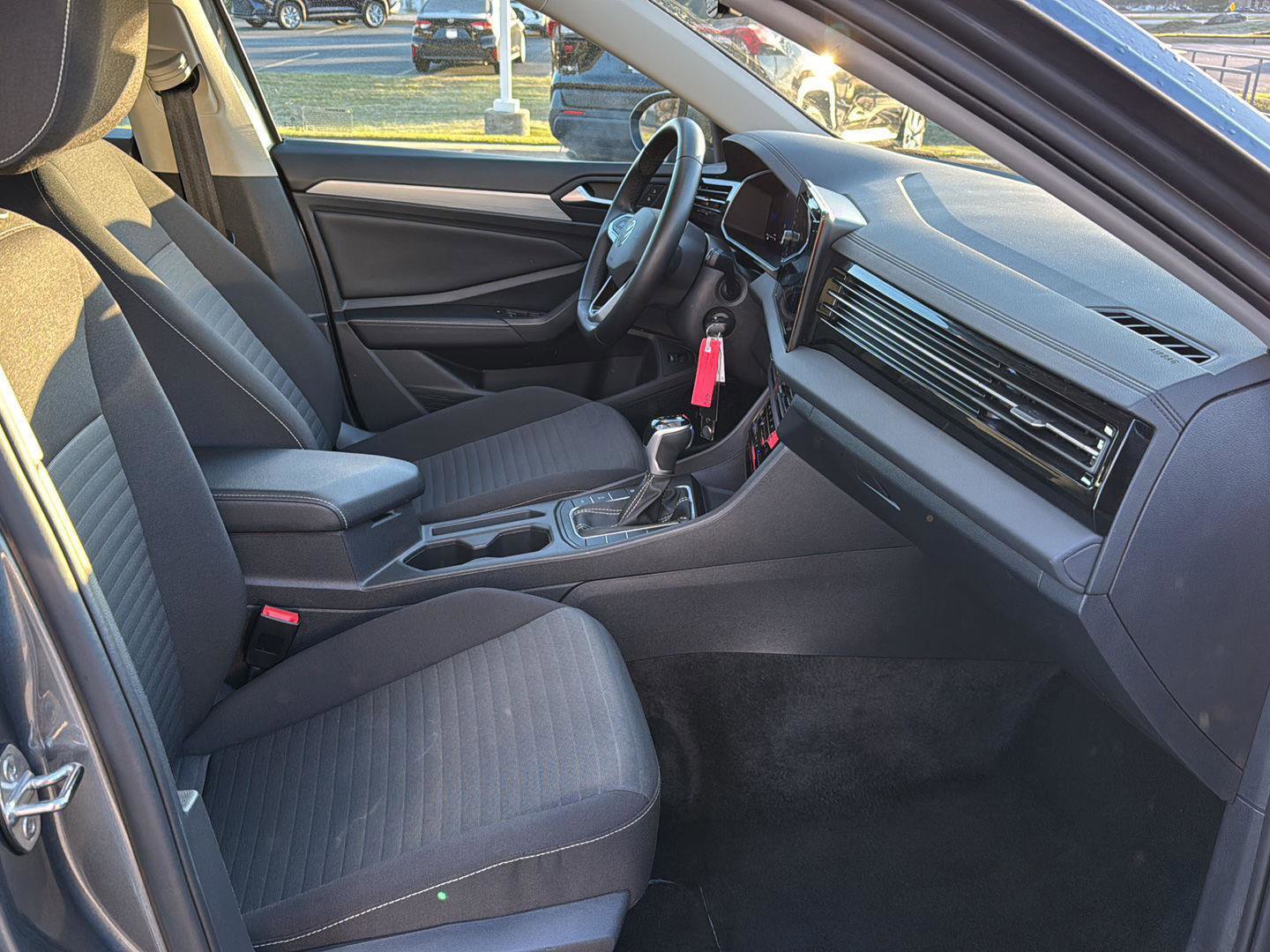 Used 2025 Volkswagen Jetta S image 10