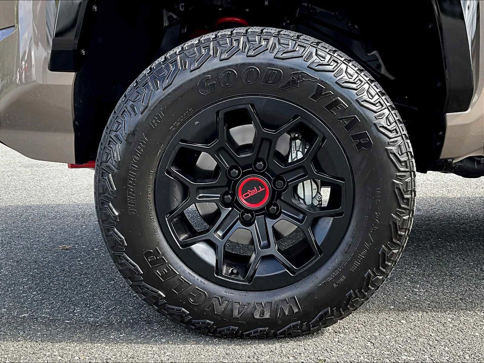 Used 2025 Toyota Tacoma TRD Pro image 7