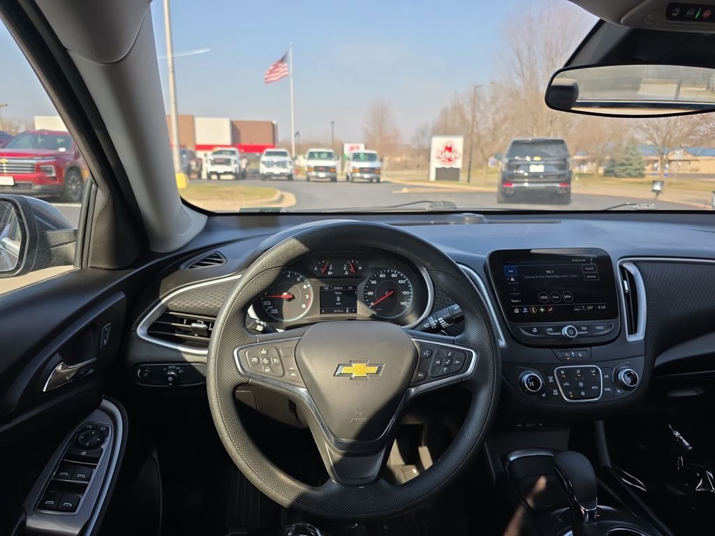 Certified 2025 Chevrolet Malibu LT image 15