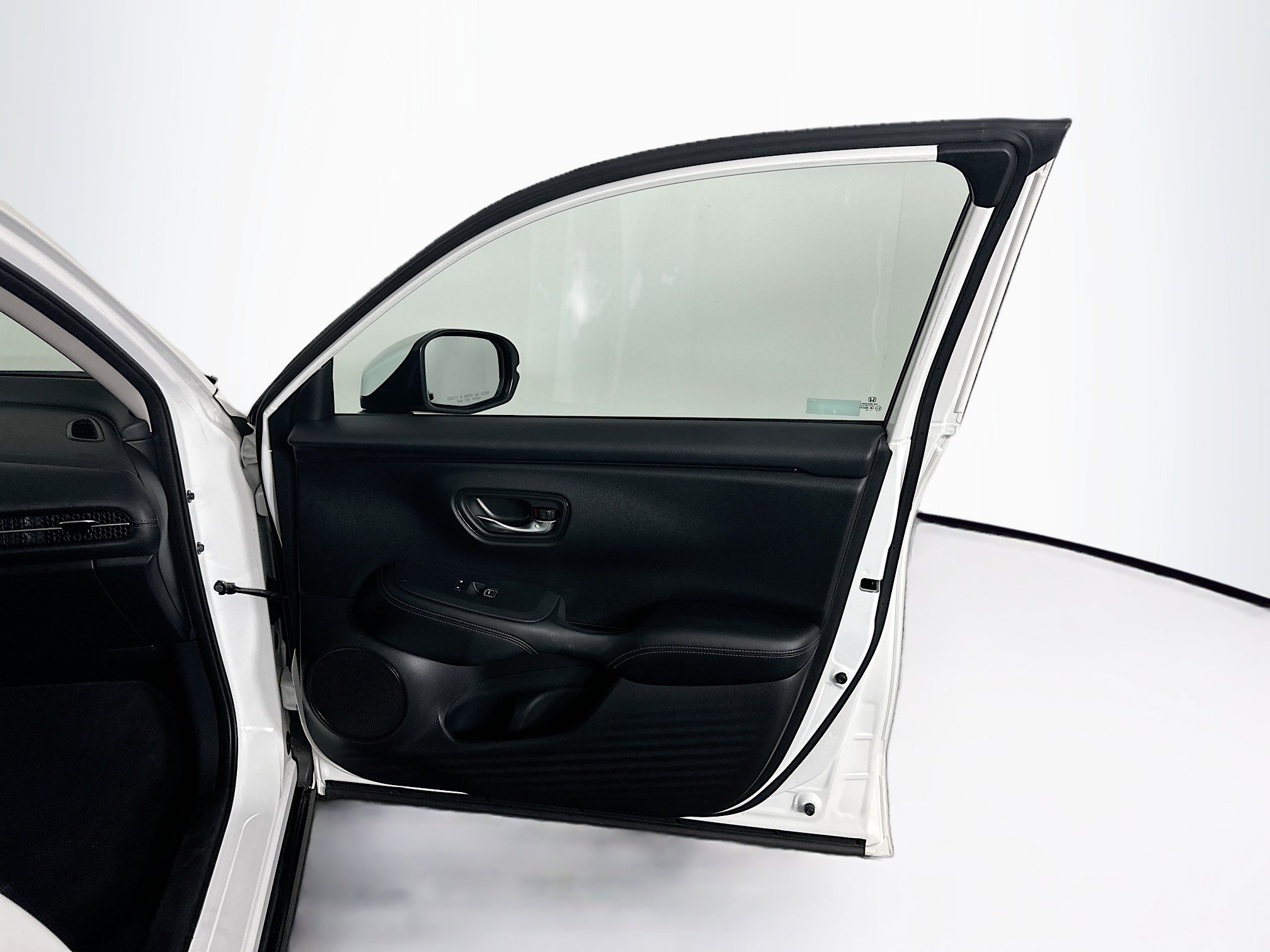 Used 2024 Honda HR-V EX-L image 30