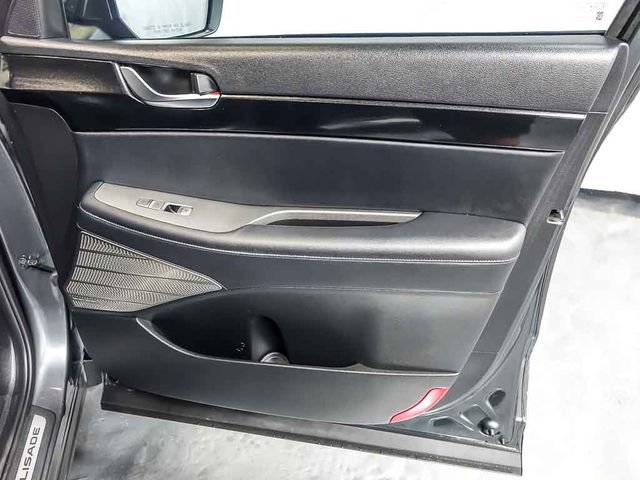Used 2022 Hyundai Palisade Limited AWD/4WD image 36