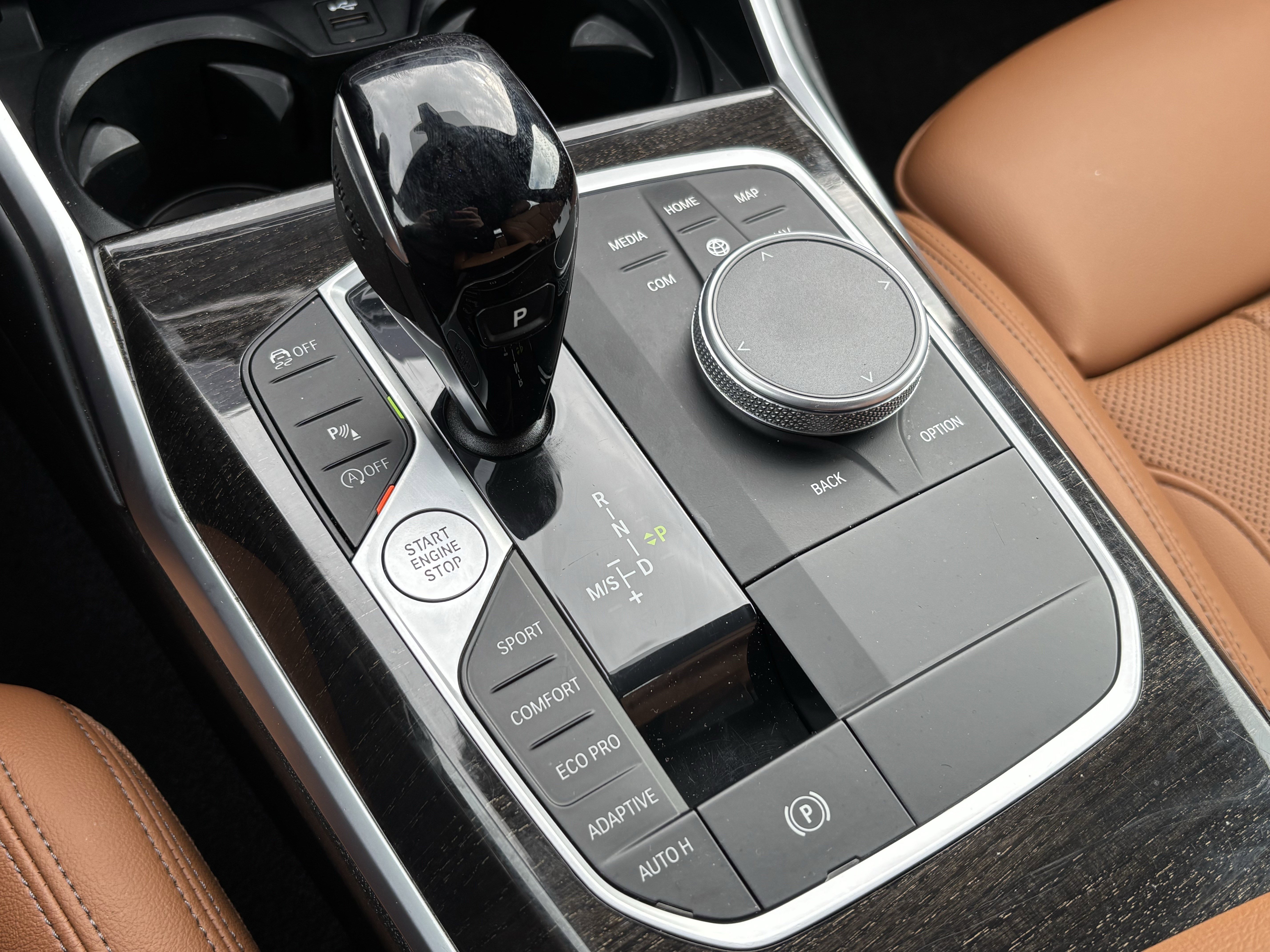 Certified 2022 BMW 330i xDrive Sedan w/ M Sport Package image 26