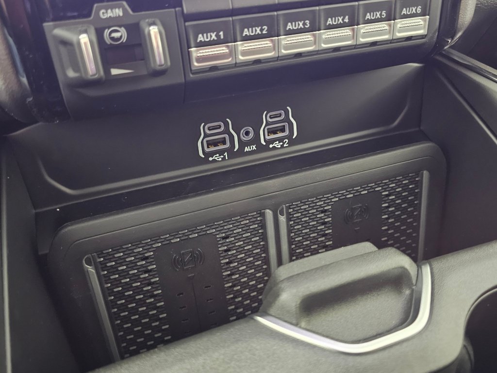 New 2026 RAM 3500 Laramie w/ Night Edition AWD/4WD image 31