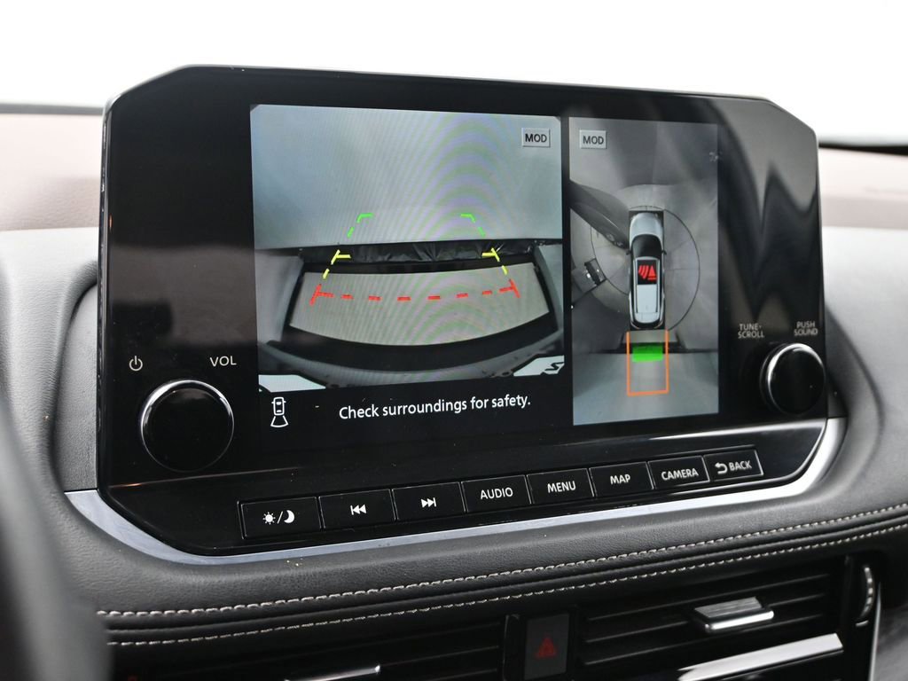 Used 2023 Nissan Rogue Platinum w/ Platinum Premium Package image 19