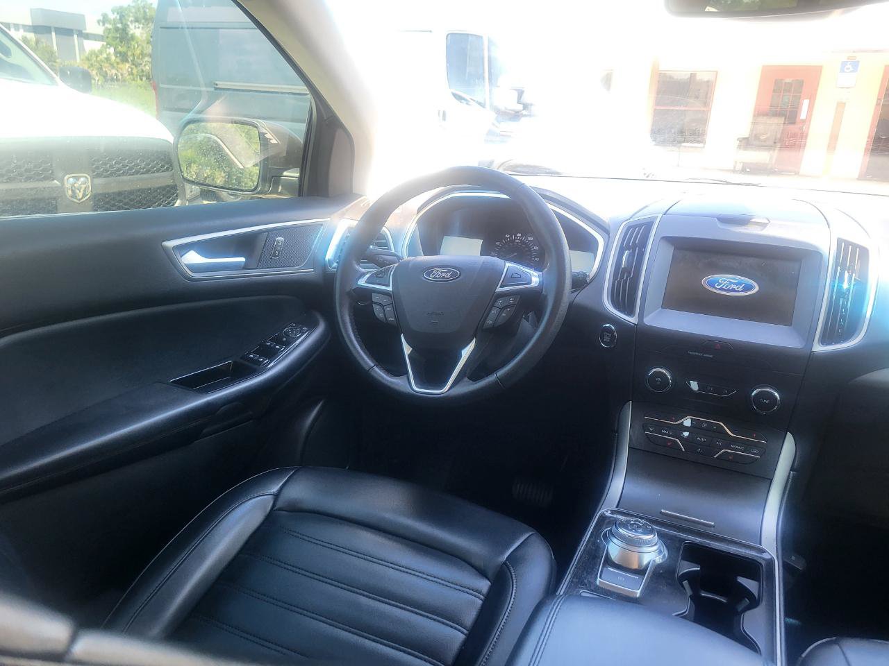 Used 2019 Ford Edge SEL w/ Equipment Group 201A FWD image 17