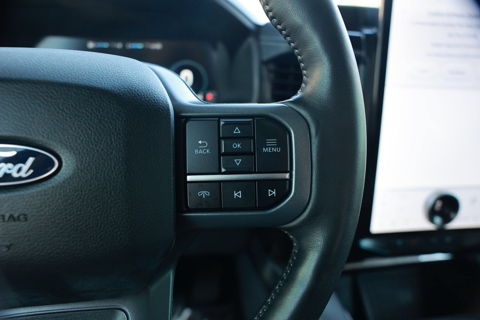 Used 2024 Ford F150 Lightning Flash AWD/4WD image 27