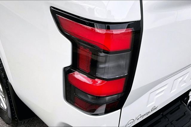 Certified 2024 Nissan Frontier SV w/ SV Convenience Package image 17