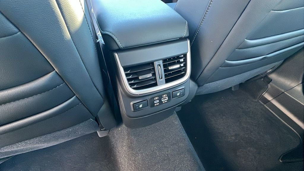 Used 2025 Subaru Legacy Limited image 18