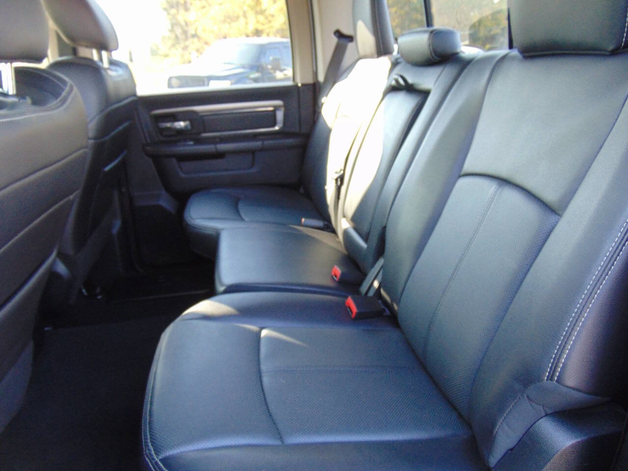 Used 2018 RAM 1500 Sport image 6