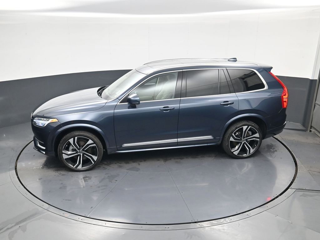 Used 2024 Volvo XC90 B6 Ultimate w/ Lounge Package image 21