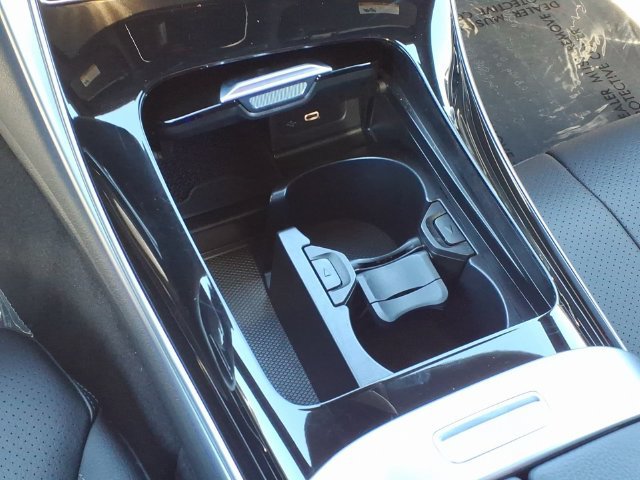 Used 2024 Mercedes-Benz CLE 300 4MATIC Coupe w/ AMG Line image 7