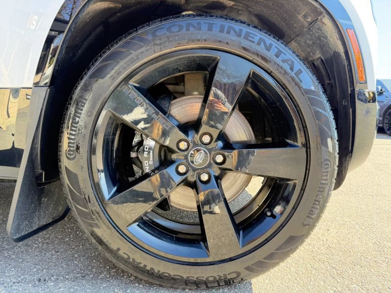 Used 2023 Land Rover Defender 90 V8 image 31