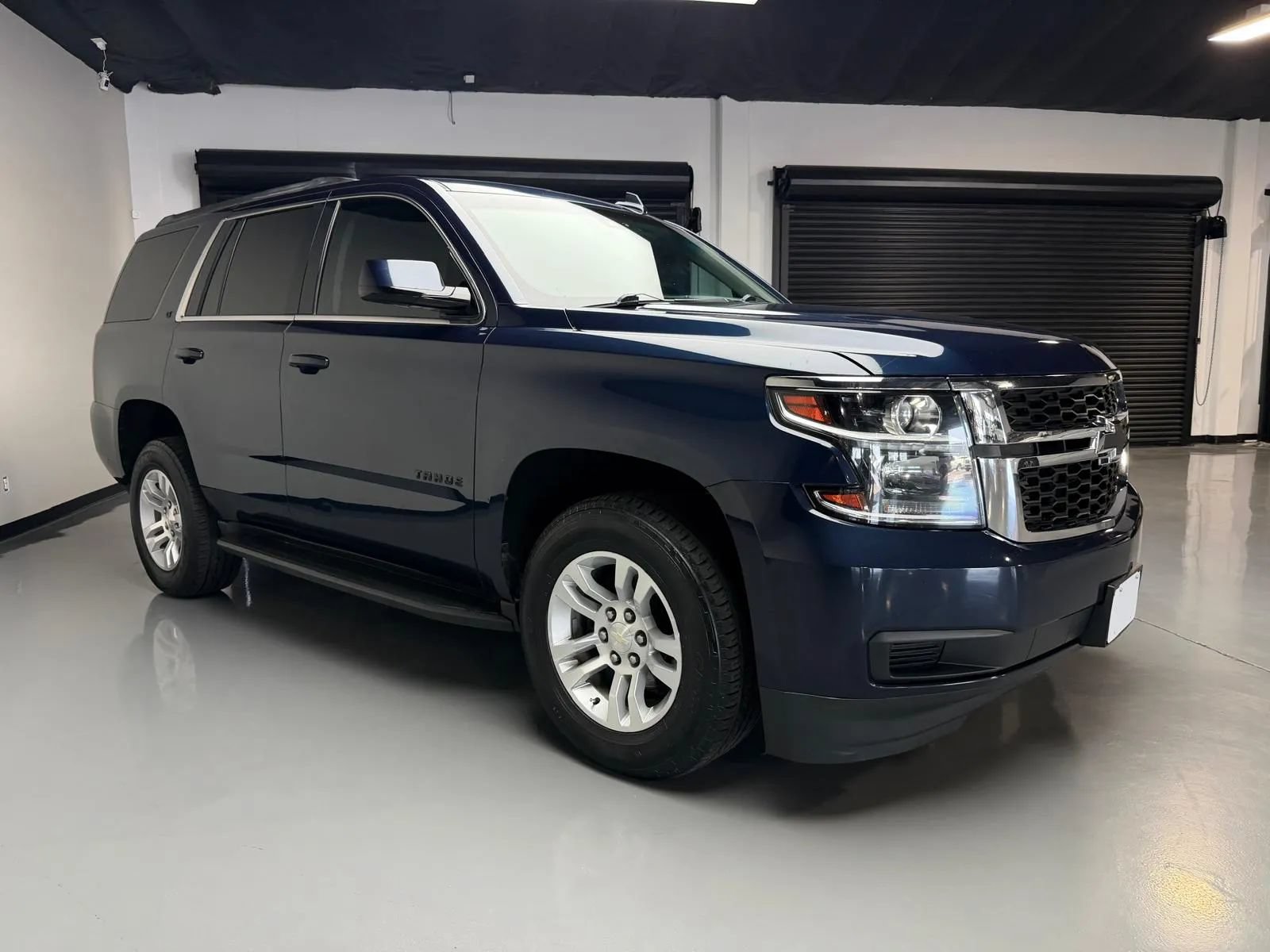Used 2019 Chevrolet Tahoe LT AWD/4WD image 3