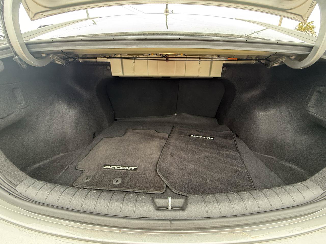 Used 2021 Hyundai Accent SE FWD image 44