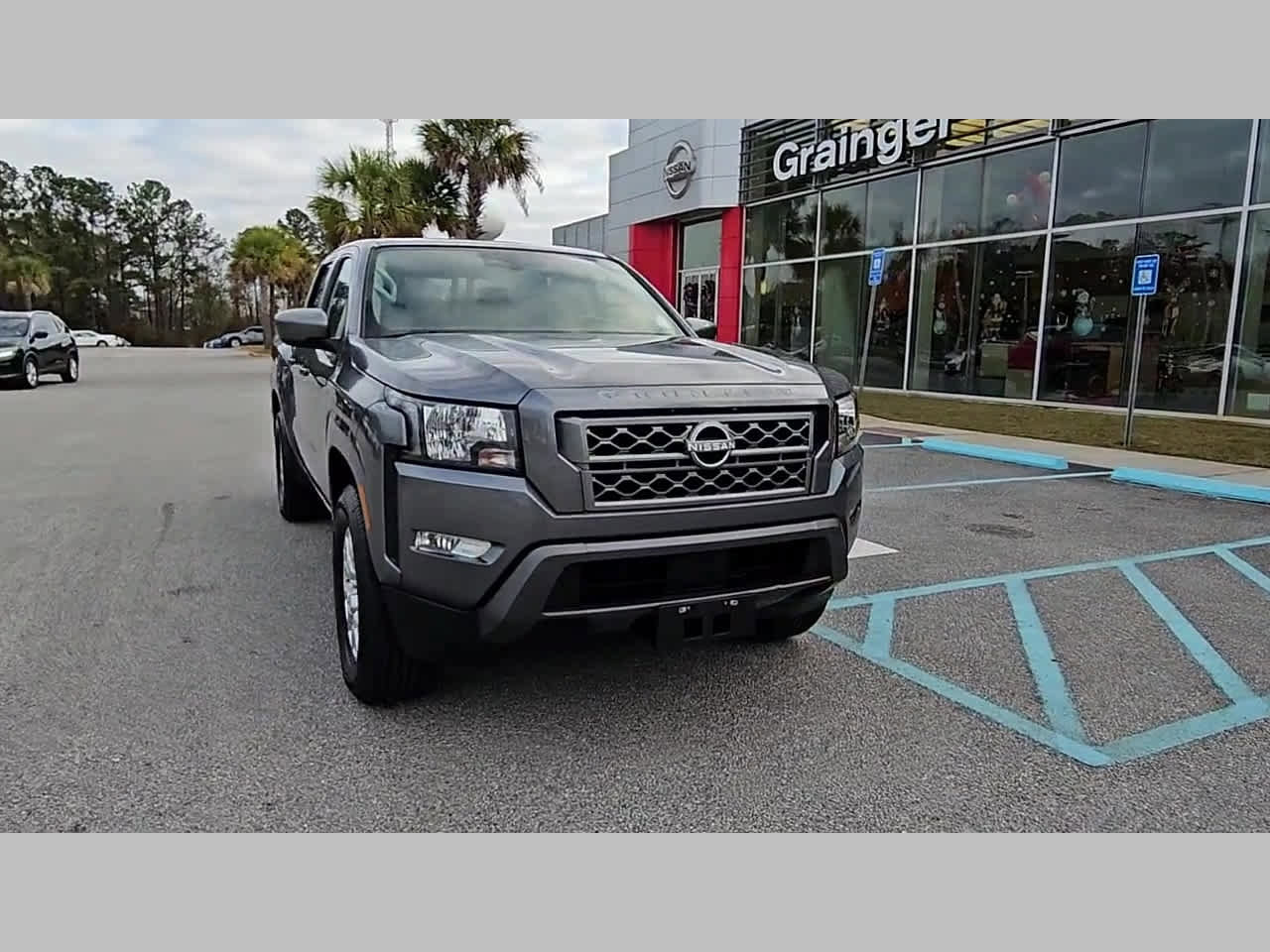 Used 2024 Nissan Frontier SV w/ SV Convenience Package image 19