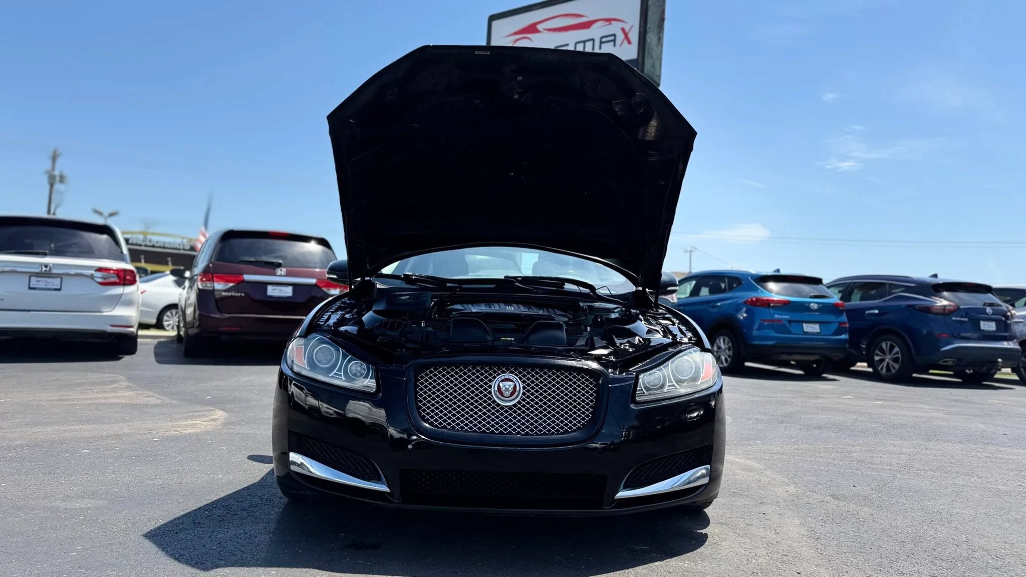 Used 2015 Jaguar XF Portfolio RWD image 12