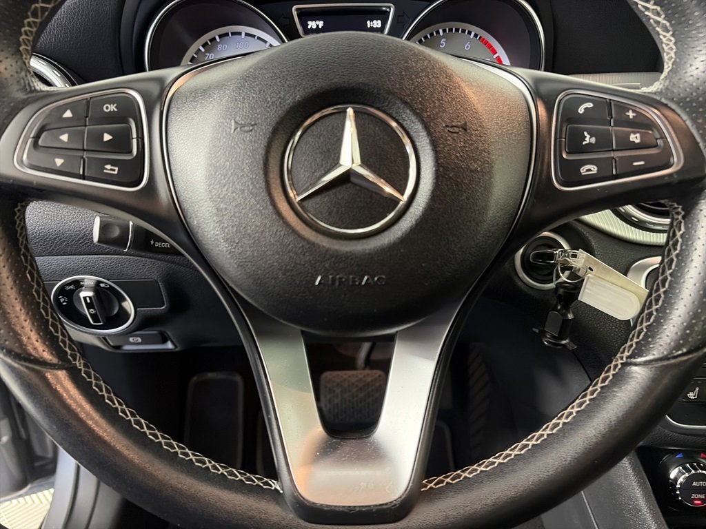 Used 2017 Mercedes-Benz GLA 250 4MATIC image 16