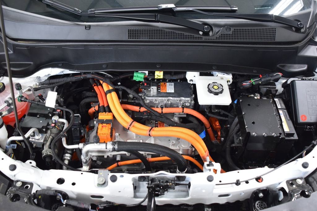 New 2027 Chevrolet Bolt RS FWD image 28