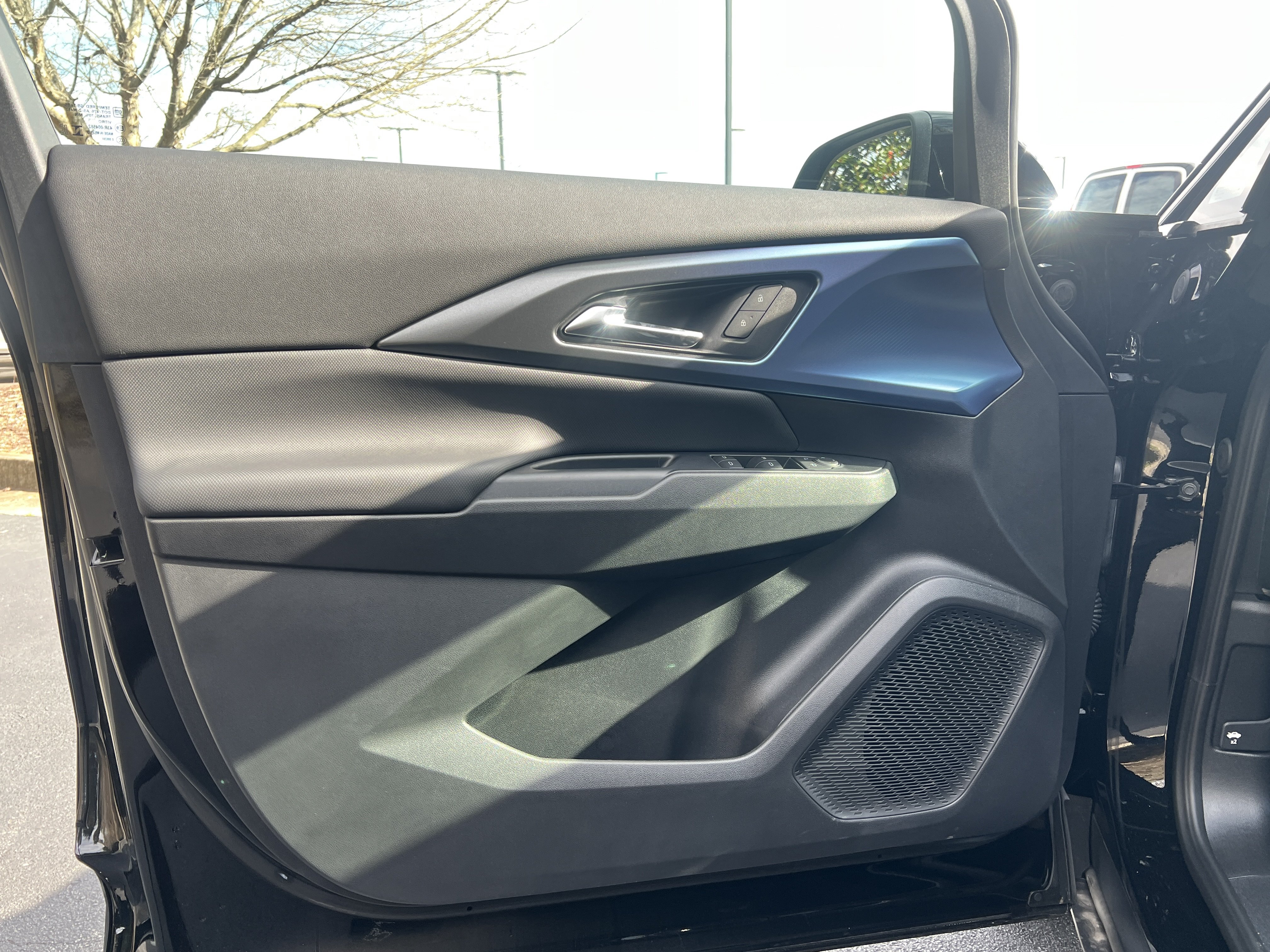 New 2026 Chevrolet Equinox EV LT AWD/4WD image 15