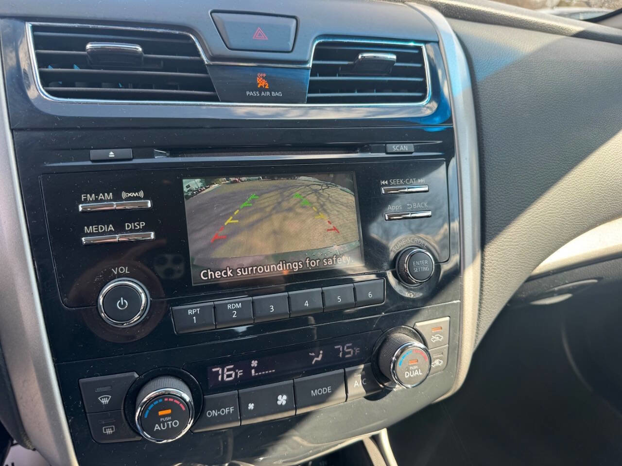 Used 2015 Nissan Altima 2.5 SL image 12