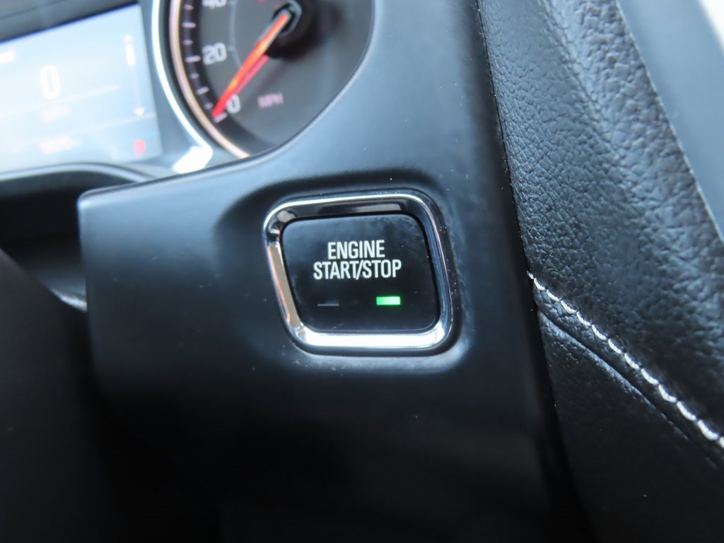 Used 2023 GMC Acadia SLE w/ Driver Convenience Package image 10